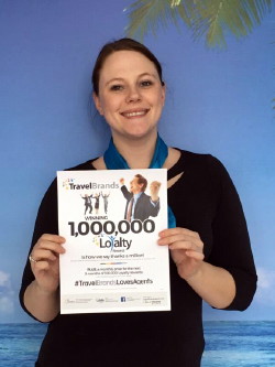 Deanna Webster, agente de voyages de Sell Off Vacations Deanna Webster, agente de voyages de Sell Off Vacations