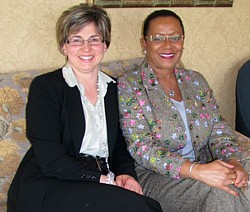 Louise Paquette responsable du développement Québec et Provinces Atlantiques et Sandra A. Scott directrice régionale Canada du Bureau de tourisme de la jamaïque