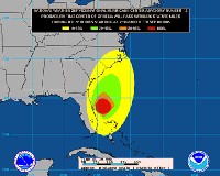 Ophelia se mue temporairement en ouragan Ophelia se mue temporairement en ouragan