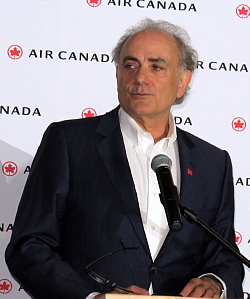 Calin Rovinescu, président et chef de la direction d'Air Canada Calin Rovinescu, président et chef de la direction d'Air Canada