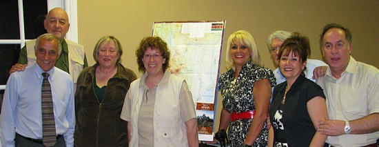 Fred Heinrich, Serge Lamarre, Diane Lord (ex-Exotik), Gisèle Desmarais, Evelyn Cassis, Jean-Marc Ré, Ann Cassis et Bruno Pilote Fred Heinrich, Serge Lamarre, Diane Lord (ex-Exotik), Gisèle Desmarais, Evelyn Cassis, Jean-Marc Ré, Ann Cassis et Bruno Pilote