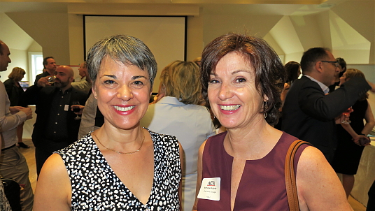 Renée Wilson (VIOX) et Nathalie McCarthy (Équinoxe)