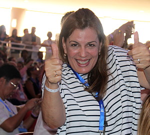 Carmen Casal, directrice du bureau de tourisme de Cuba à Montréal croisée lors de la cérémonie d’ouverture du FIT