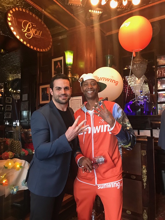 Sunwing et ADM remercient leurs partenaires à la Maison du Jazz de Laval Sunwing et ADM remercient leurs partenaires à la Maison du Jazz de Laval