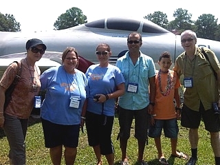 De gauche à droite sur la photo : Alexandra Angelescu de Celebritours, Kelli Norman directrice marketing et ventes du CVB, Gabriella Angelescu de Celebritours, Abdallah El Karie et son fils Ghali, et Louison Fortier de Travel Only ont fait partie du FAM De gauche à droite sur la photo : Alexandra Angelescu de Celebritours, Kelli Norman directrice marketing et ventes du CVB, Gabriella Angelescu de Celebritours, Abdallah El Karie et son fils Ghali, et Louison Fortier de Travel Only ont fait partie du FAM