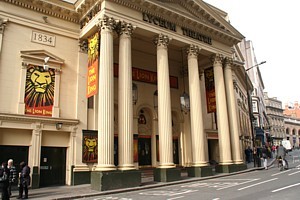 Le quartier de West End propoe toujours un grand choix de comédies musicales.