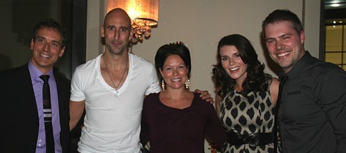 Stephan Drouin et Carolyne Doyon, du Club Med, en compagnie des invités surprises de la soirèe: Richard Petit, Marie-Eve Janvier et Jean-François Breau Stephan Drouin et Carolyne Doyon, du Club Med, en compagnie des invités surprises de la soirèe: Richard Petit, Marie-Eve Janvier et Jean-François Breau