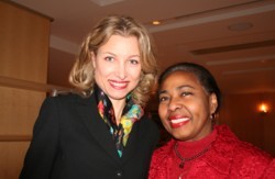 Caroline Putnoki et Rosa Adela Meijas Jiménez, du Bureau de tourisme de Cuba Caroline Putnoki et Rosa Adela Meijas Jiménez, du Bureau de tourisme de Cuba