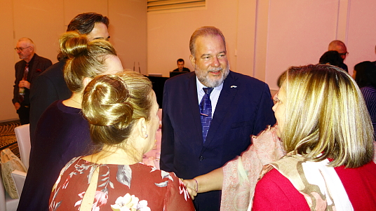 Le ministre du Tourisme de Cuba, Manuel Marrero Cruz rencontre l'industrie à Montréal