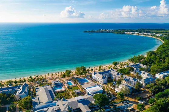 Le Riu Palace Tropical Bay rouvre ses portes à Negril après une rénovation complète