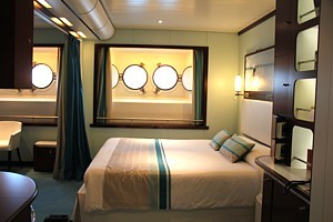 Le Club Med 2 compte 186 cabines, dont la Suite de l'Armateur et 10 autres suites comme celle-ci.