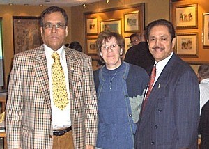 Dilip Baruah de Tourism India, Gisèle Desmarais de Voyages Cassis et Alan D'Souza d'Air India Dilip Baruah de Tourism India, Gisèle Desmarais de Voyages Cassis et Alan D'Souza d'Air India