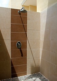 Le Melia Buena Vista compte 105 chambres qui sont toutes munies d'une douche extérieure.