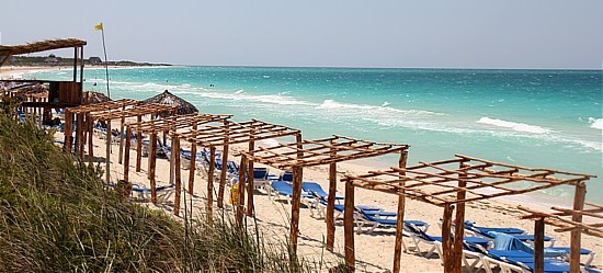 La plage du Melia Las Dunas, à Cayo Santa Maria. La plage du Melia Las Dunas, à Cayo Santa Maria.