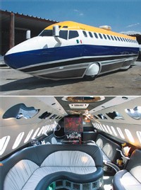 Un avion sans ailes sur les routes du Mexique. Un avion sans ailes sur les routes du Mexique.