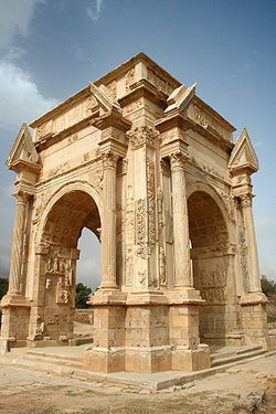Arc tétrapyle de Septime Sévère à Leptis Magna Arc tétrapyle de Septime Sévère à Leptis Magna