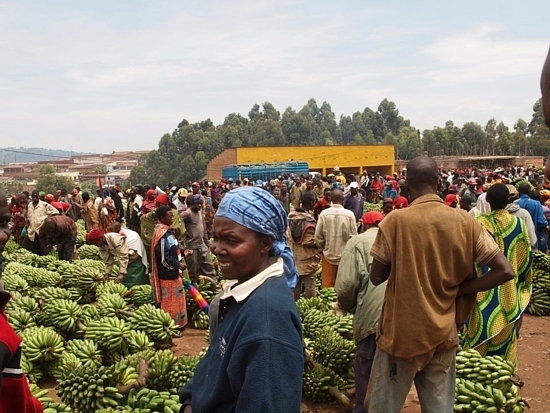 Marché traditionnel au Burundi Marché traditionnel au Burundi