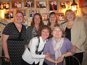 L'équipe des ventes d'Exotik Tours en compagnie de Kira et Helena de Intourist L'équipe des ventes d'Exotik Tours en compagnie de Kira et Helena de Intourist