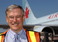 Montie Brewer PDG d'Air Canada