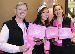 Suzanne Christie, Adrienne Lem et Nina Slawek d'Openjaw.com Suzanne Christie, Adrienne Lem et Nina Slawek d'Openjaw.com