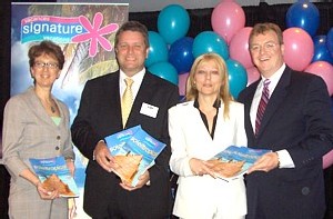 Michèle Grenier, directrice ventes et Marketing, Mike Price, président, Mary Aversa, directrice générale Québec et Danny Ladouceur, vice président finance et IT