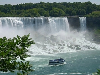 Chutes du Niagara: pas d'interruption de service cet été Chutes du Niagara: pas d'interruption de service cet été