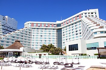 L'Hôtel Me Cancun L'Hôtel Me Cancun