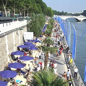 Paris : des plages polynésiennes sur les deux rives de la Seine