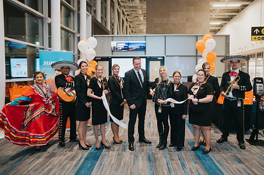 Sunwing célèbre son vol inaugural vers Mazatlán au départ de Québec