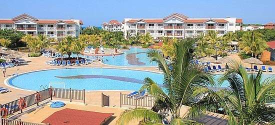 L'Hôtel Memories Paraiso (autrefois un Barcelo) est maintenant géré conjointement par Gaviota et la chaîne canadienne Blue Diamond (Sunwing) L'Hôtel Memories Paraiso (autrefois un Barcelo) est maintenant géré conjointement par Gaviota et la chaîne canadienne Blue Diamond (Sunwing)