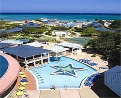 Jamaïque: Sunwing a fait l'acquisition du Breezes Trelawny Resort de SuperClubs Jamaïque: Sunwing a fait l'acquisition du Breezes Trelawny Resort de SuperClubs