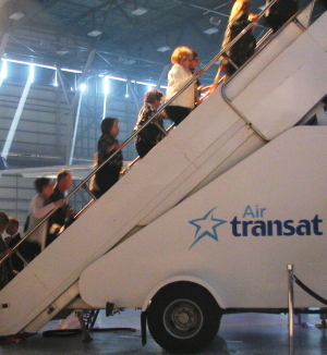 Air Transat souligne ses 25 ans en dévoilant sa nouvelle cabine entièrement redessinée et refaite à neuf
