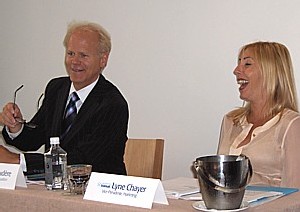 Denis Codère VP commercial Québec et Lyne Chayer VP marketing de Vacances Transat /Nolitours Denis Codère VP commercial Québec et Lyne Chayer VP marketing de Vacances Transat /Nolitours