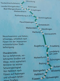 La Route romantique débute à Wurzburg (au nord) et se termine à Fussen, au pied des Alpes bavaroises. La Route romantique débute à Wurzburg (au nord) et se termine à Fussen, au pied des Alpes bavaroises.