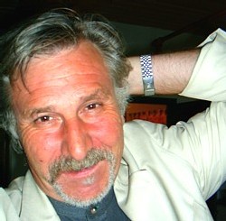 Jean-Pierre Kerten éditeur de J'ai mon voyage ! Jean-Pierre Kerten éditeur de J'ai mon voyage !