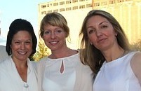 Jacinda Lowry entourée ici de Carolyne Doyon et de Marine Kaysen (archives) Jacinda Lowry entourée ici de Carolyne Doyon et de Marine Kaysen (archives)