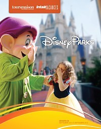 Le Monde merveilleux de Disney...réuni dans une seule brochure Le Monde merveilleux de Disney...réuni dans une seule brochure