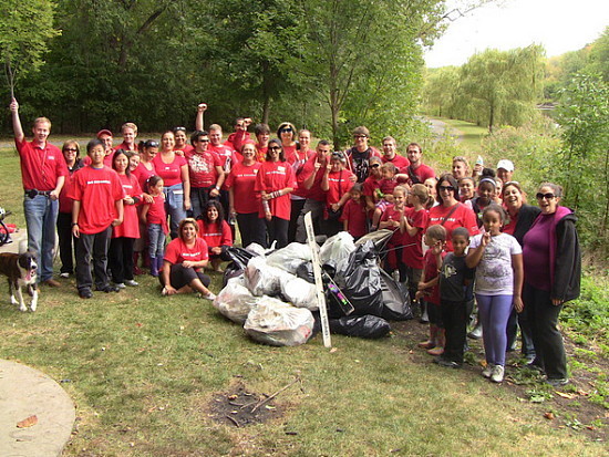 Vacances Air Canada retrousse ses manches dans le cadre du Grand nettoyage des rivages canadiens! Vacances Air Canada retrousse ses manches dans le cadre du Grand nettoyage des rivages canadiens!
