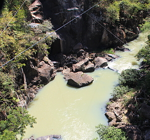 Les promoteurs de Rio Perdido ont emmenagé un circuit de tyroliennes, qui permet aux amateurs d'aventures de survoler le canyon.