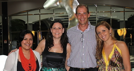 Till Koehler, directeur général des Riu au Costa Rica, en compagnie de Laura Castellanos (dir. ventes du RIU Palace Costa-Rica), Laura Malone (dir. communications du groupe) et Laura Robles (dir. communications Amériques).