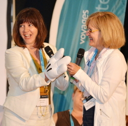 Chantal Lapointe Gestionnaire senior – Ventes, Walt Disney Parks & Resorts Canada et Susan Bowman VP Marketing, Transat Distribution Canada Chantal Lapointe Gestionnaire senior – Ventes, Walt Disney Parks & Resorts Canada et Susan Bowman VP Marketing, Transat Distribution Canada