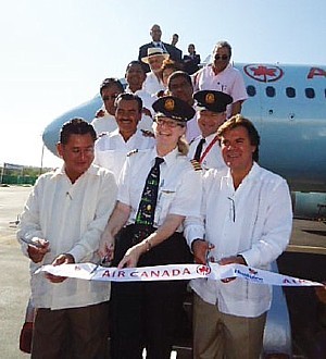 Vacances Air Canada célèbre son vol inaugural vers Huatulco, au Mexique! Vacances Air Canada célèbre son vol inaugural vers Huatulco, au Mexique!