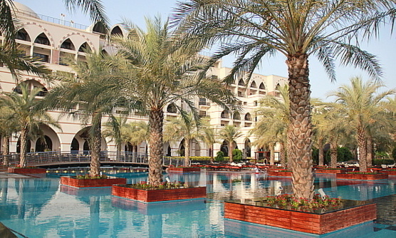 L'hôtel Jumeirah Zabeel Saray propose plusieurs piscines ainsi qu'une plage.