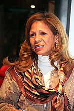 Stéphanie Bishop, directrice générale de Cosmos pour le Canada. Stéphanie Bishop, directrice générale de Cosmos pour le Canada.