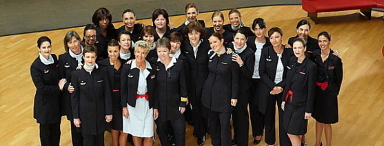 Air France célèbre la journée internationale de la femme avec le plus grand équipage féminin au monde Air France célèbre la journée internationale de la femme avec le plus grand équipage féminin au monde