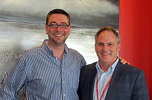 Philippe Blain, directeur développement des produits internationaux et Guy Marchand , directeur général des ventes Est du Canada, de Vacances Air Canada Philippe Blain, directeur développement des produits internationaux et Guy Marchand , directeur général des ventes Est du Canada, de Vacances Air Canada