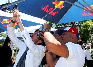 Fabien Pelous et le journaliste Philippe Fehmiu Fabien Pelous et le journaliste Philippe Fehmiu