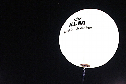 KLM Royal Dutch Airlines présente au Dîner en Blanc de Montréal KLM Royal Dutch Airlines présente au Dîner en Blanc de Montréal