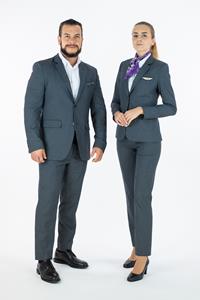 Flair Airlines s'associe à Eugénie Bouchard pour dévoiler ses nouveaux uniformes