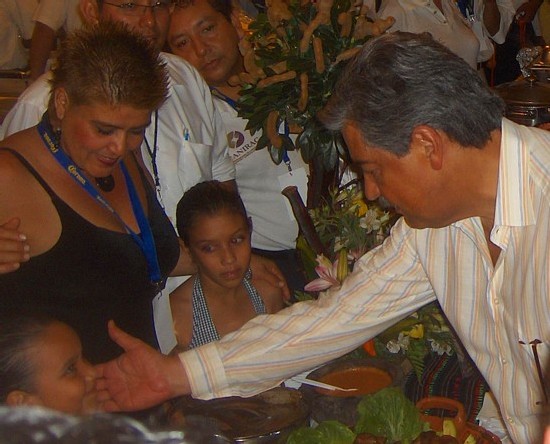 En direct d' Acapulco : pleins feux sur le Tianguis En direct d' Acapulco : pleins feux sur le Tianguis